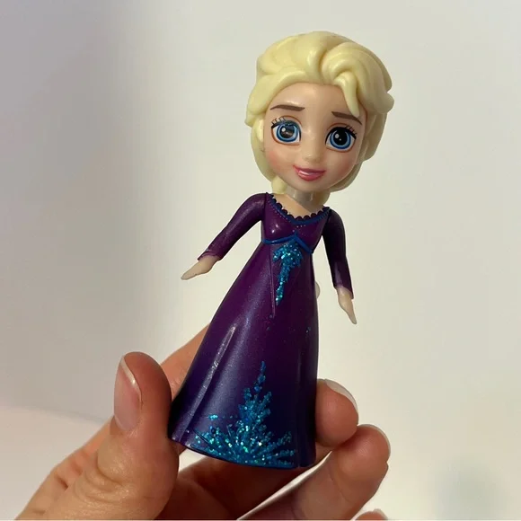 Disney Frozen Elsa Anna and Aurora Pappy Doll Lot Figure PVC Toys Mini Adventure - Picture 4 of 13